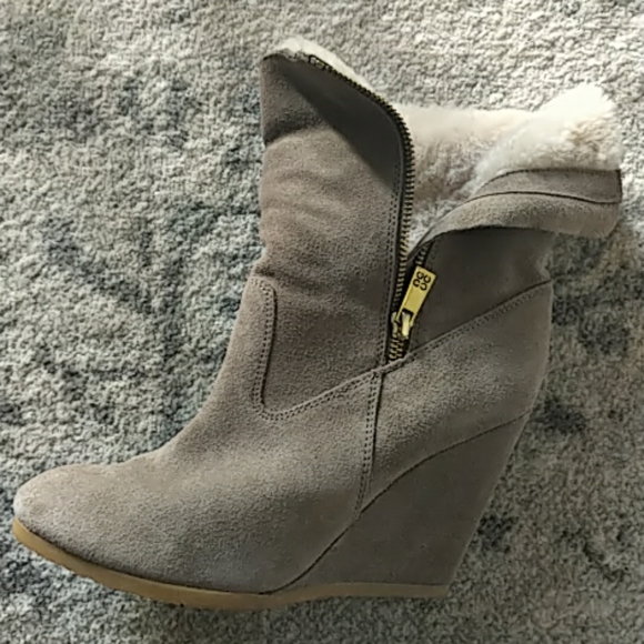 Coach shearling/suede boots - Picture 4 of 7